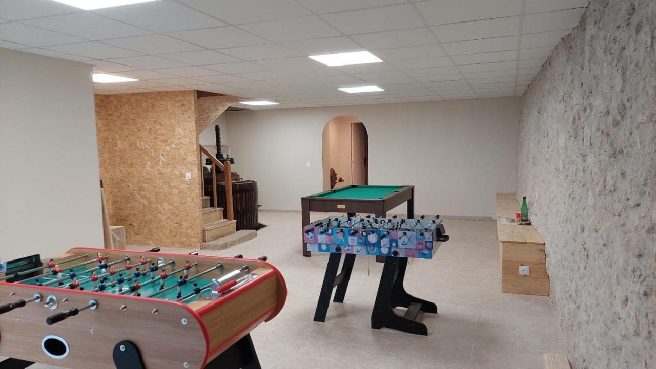 Maison De Campagne, Bord De Lac, Piscine, Billard 11 Per Plieux 외부 사진